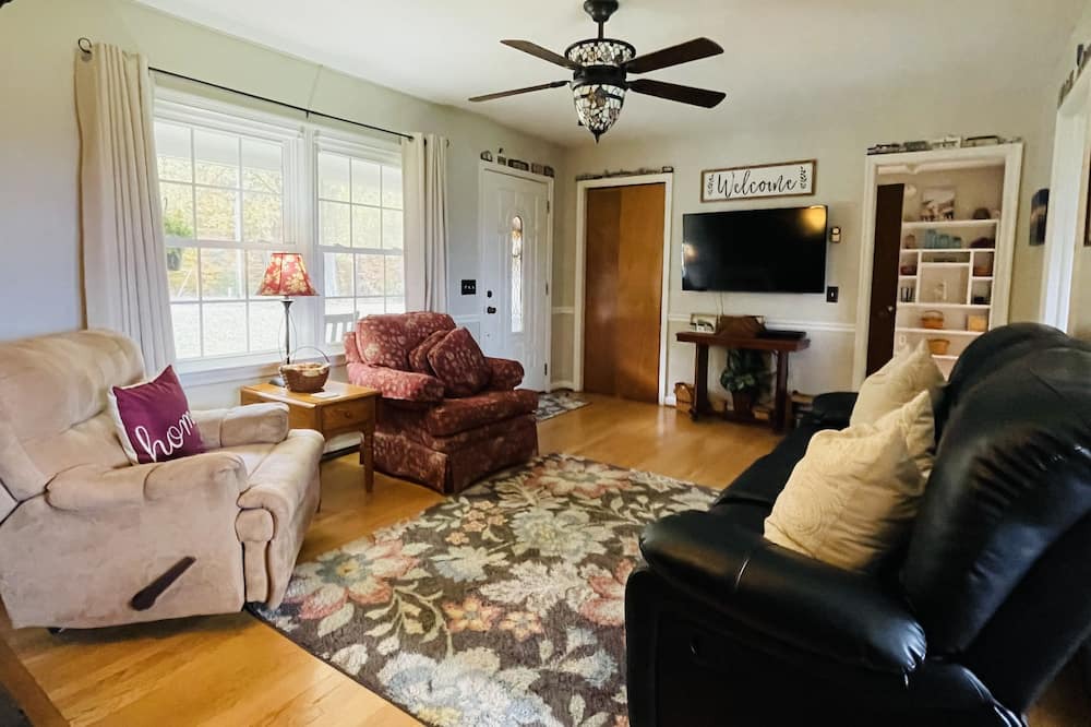Photo of Livingroom in Rochelle