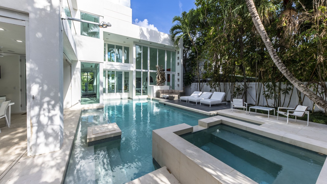 Photo of Outdoor in Lauderdale Beach