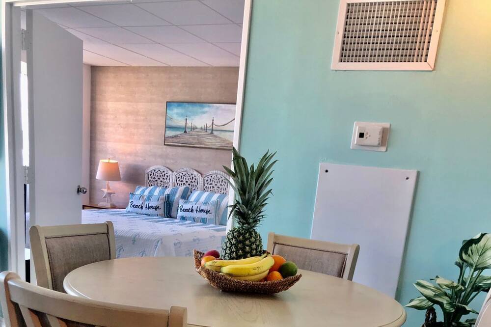 Photo of Kitchen in Birch Park Finger Streets