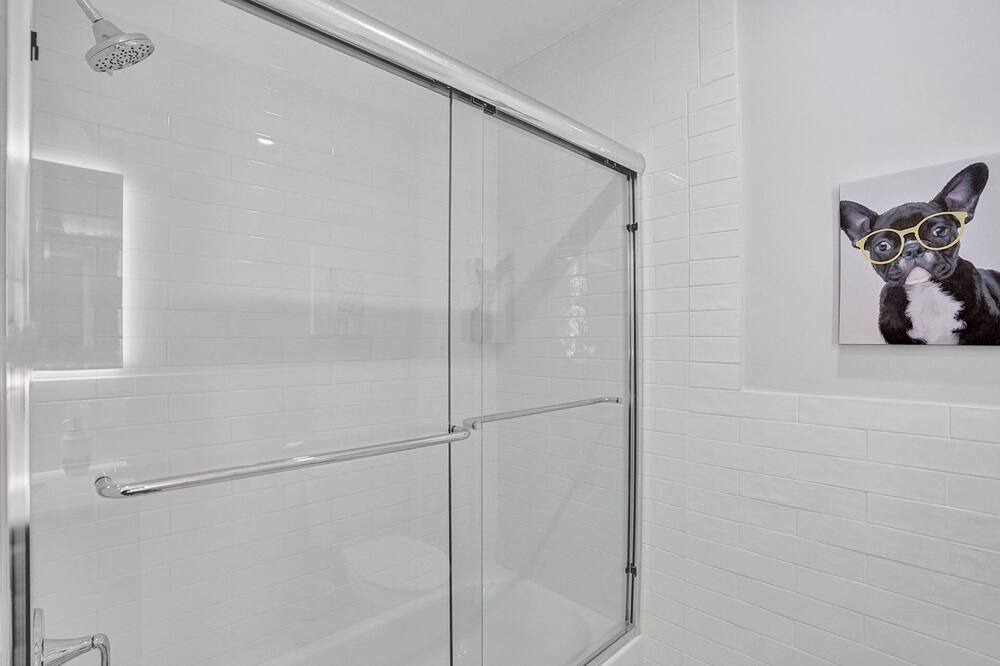 Photo of Bathroom in South Lake