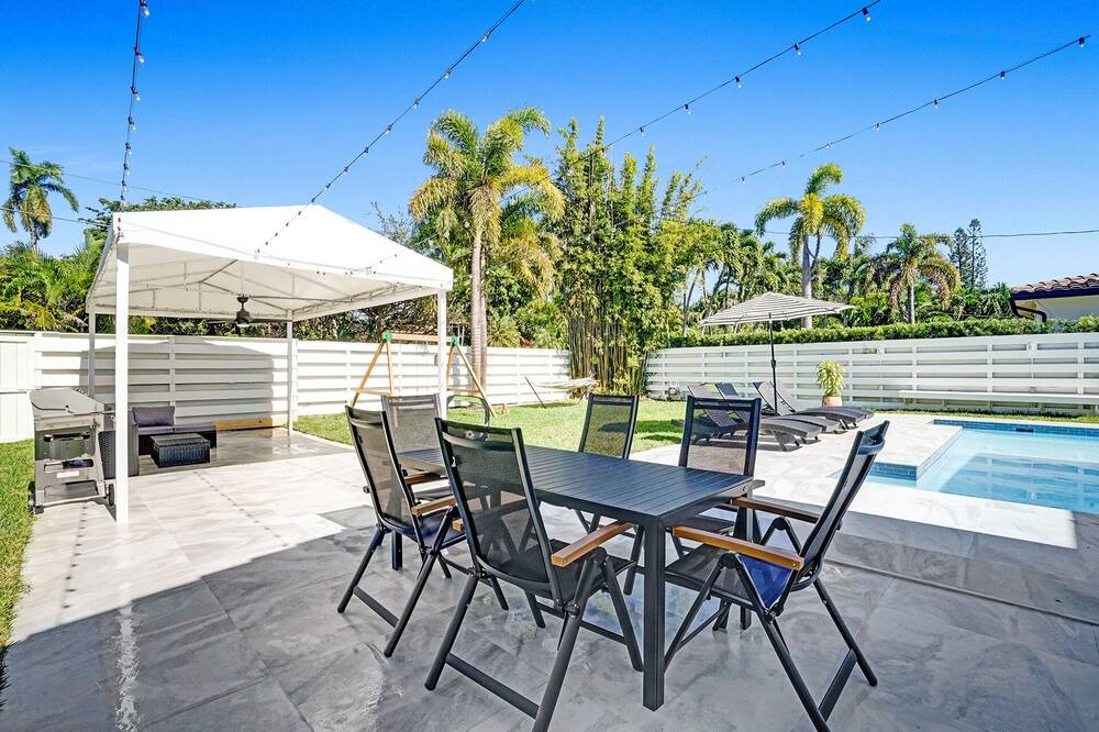 Photo of Patio Balcony in South Lake
