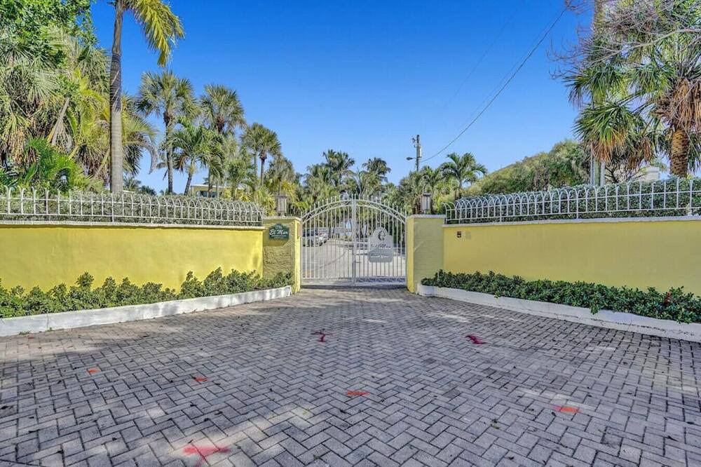 Photo of Others in Pompano Isles