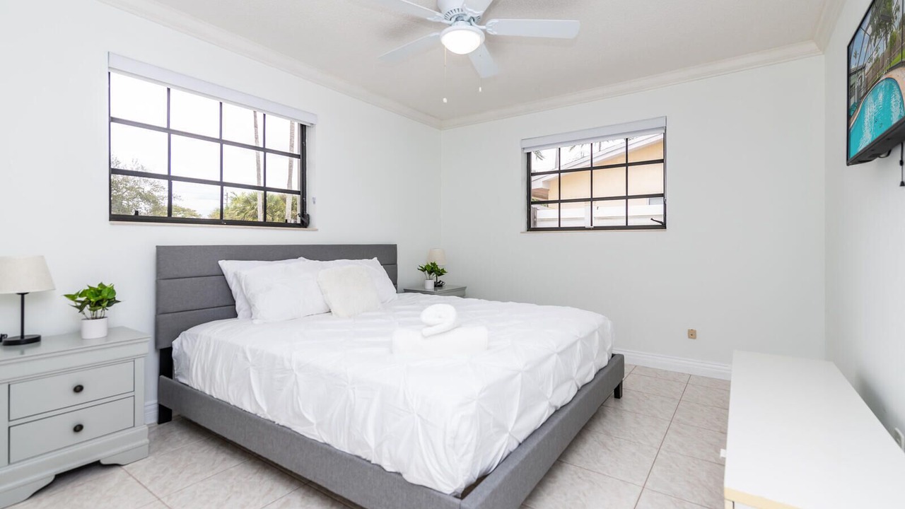 Photo of Bedroom in Hollywood Hills