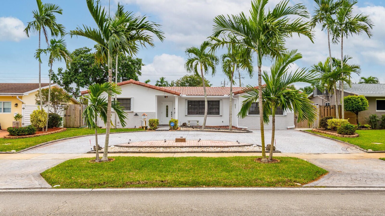 Photo of Outdoor in Hollywood Hills