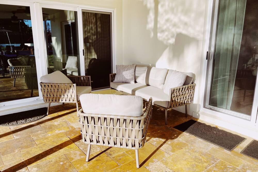 Photo of Others in Coral Ridge Isles