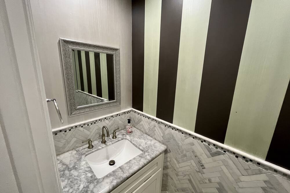 Photo of Bathroom in The Flats
