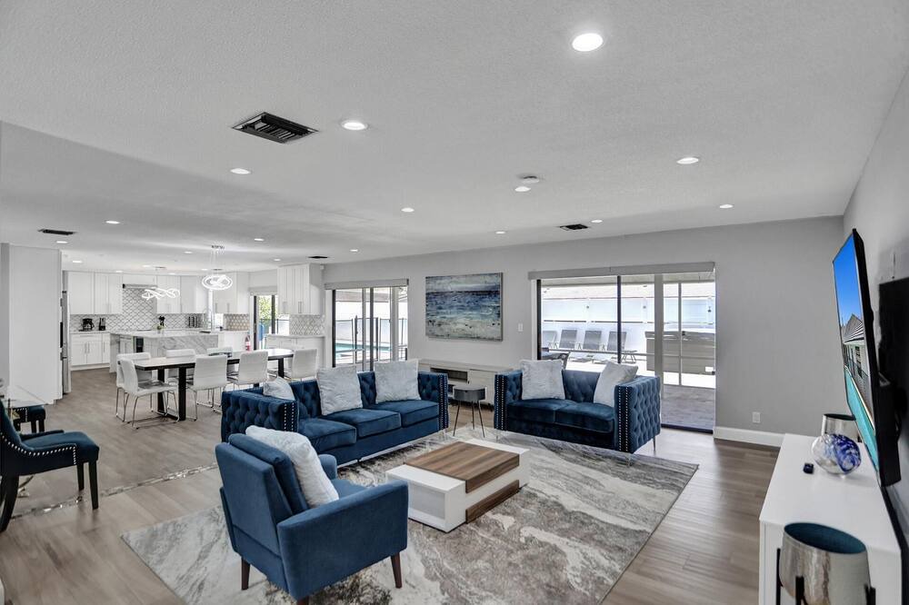 Photo of Livingroom in Pompano Isles