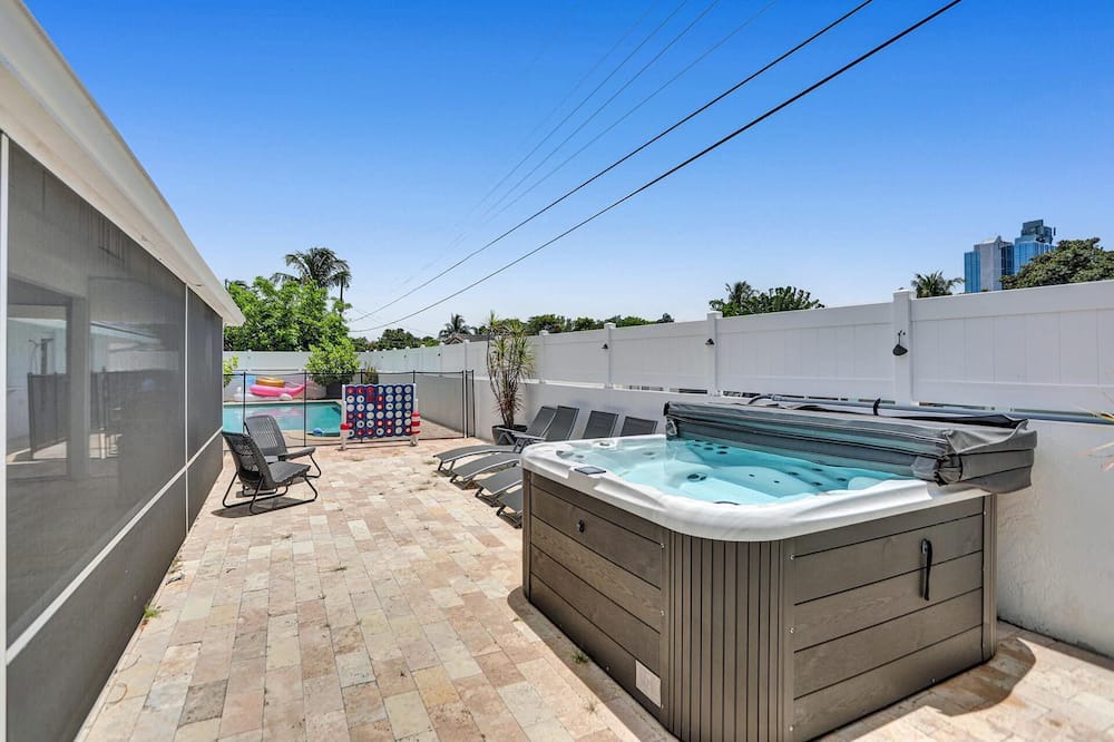 Photo of Others in Pompano Isles