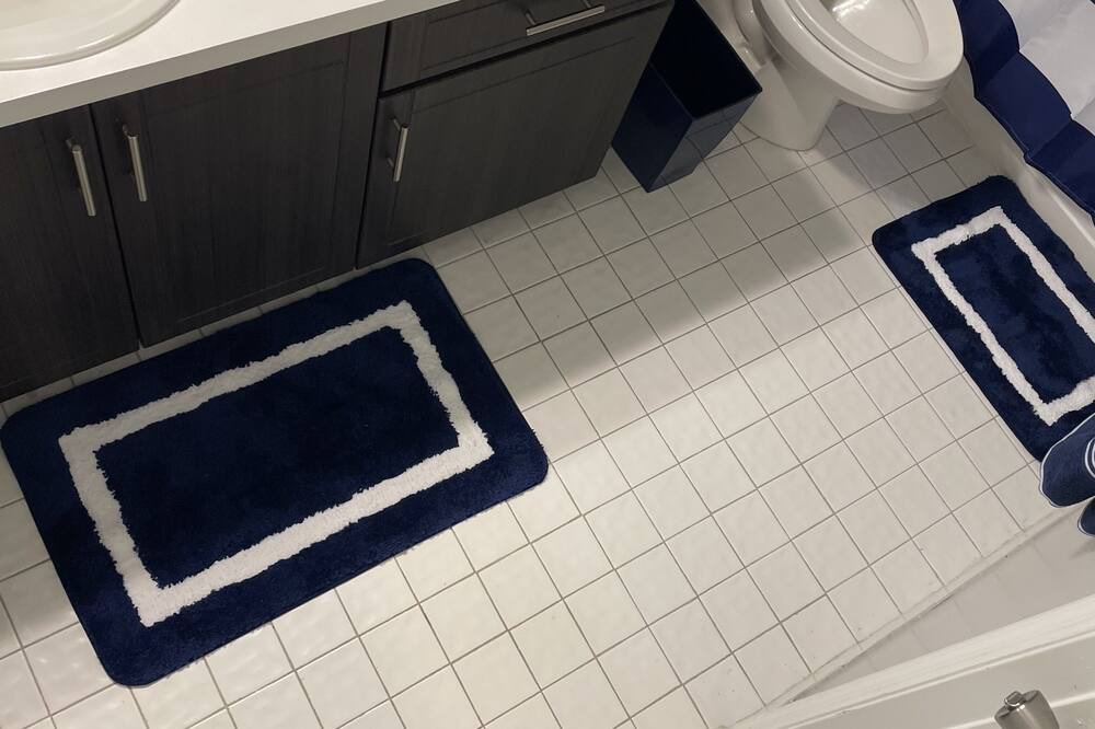 Photo of Bathroom in Pembroke Pines
