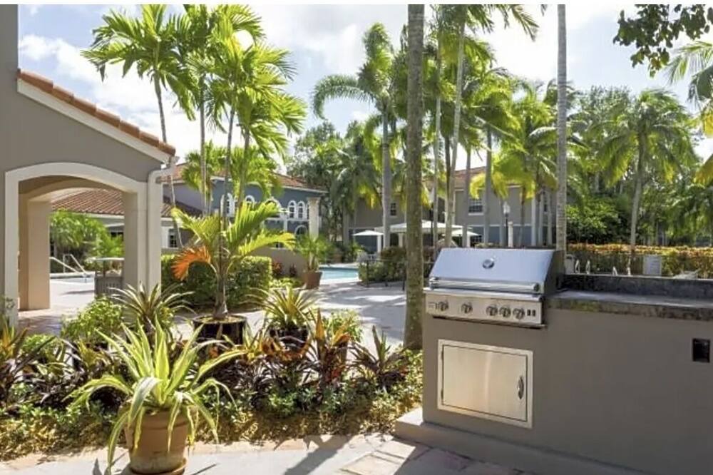 Photo of Others in Pembroke Pines