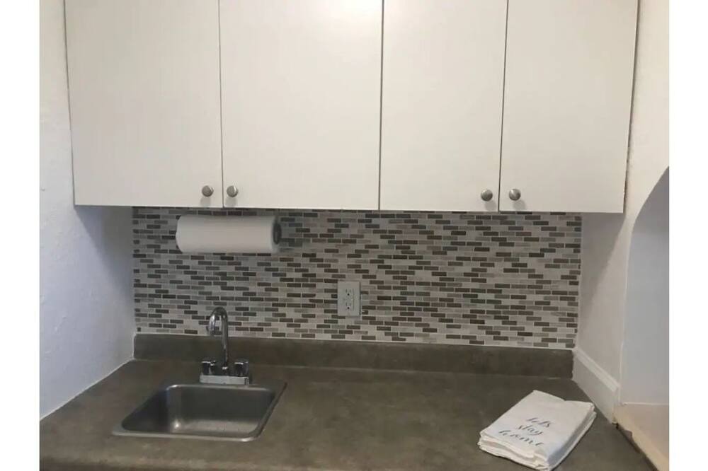 Photo of Kitchen in Bermuda Riviera
