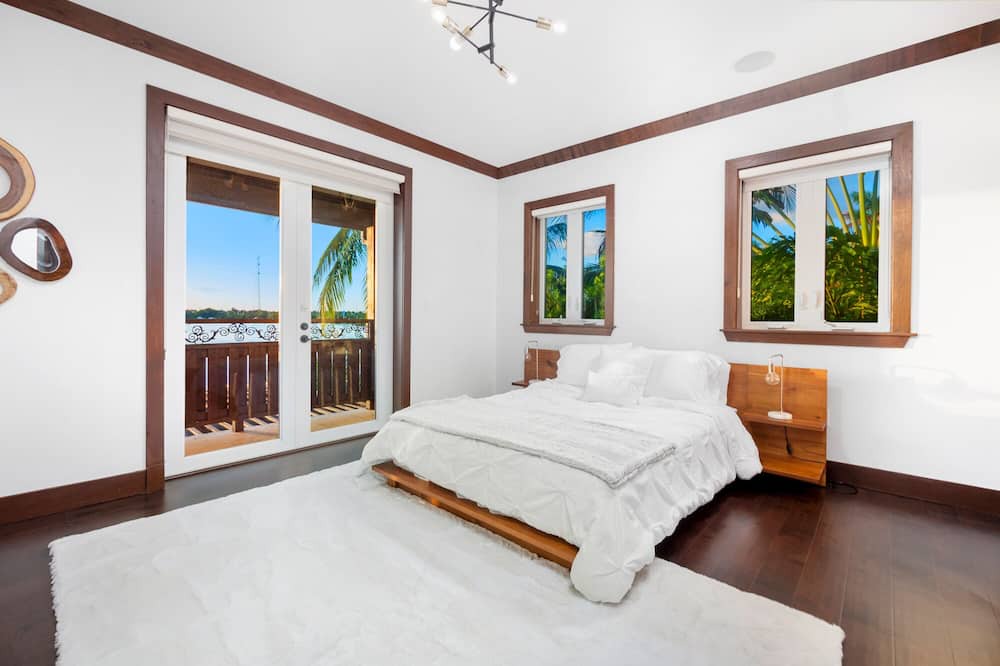 Photo of Bedroom in North Bay Village