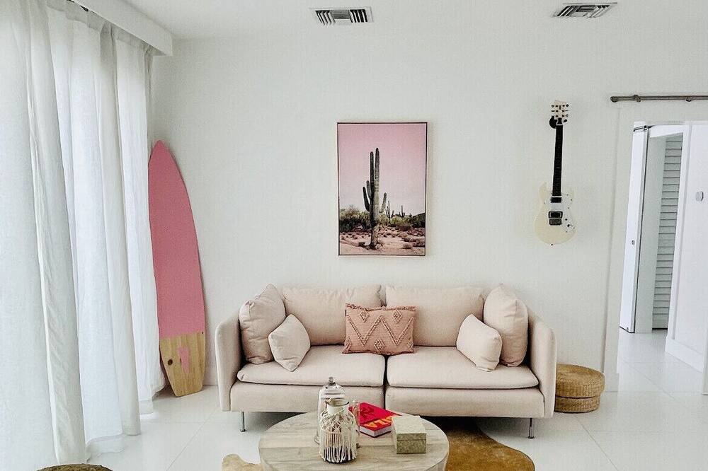 Photo of Livingroom in Biscayne Park