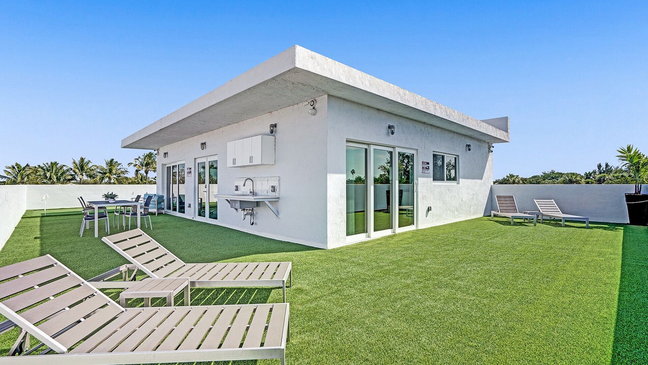 Photo of Outdoor in Deerfield Beach