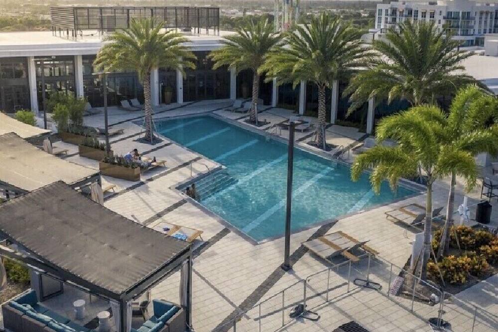 Photo of Outdoor in Flagler Village