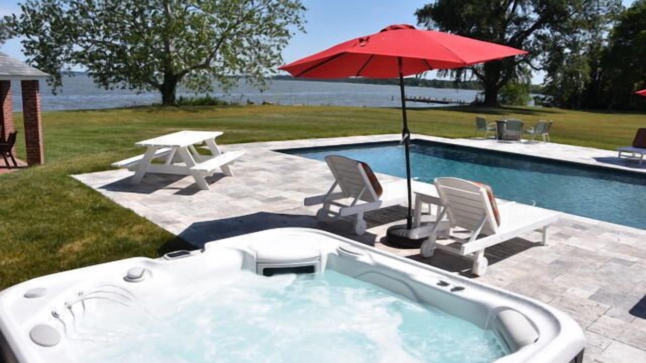 Photo of Outdoor in Secretary