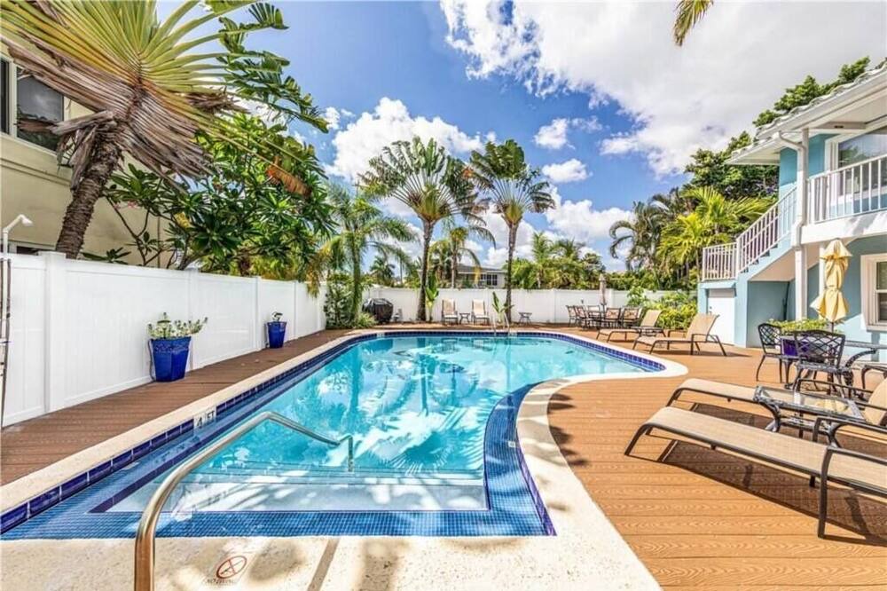 Photo of Outdoor in Coral Ridge