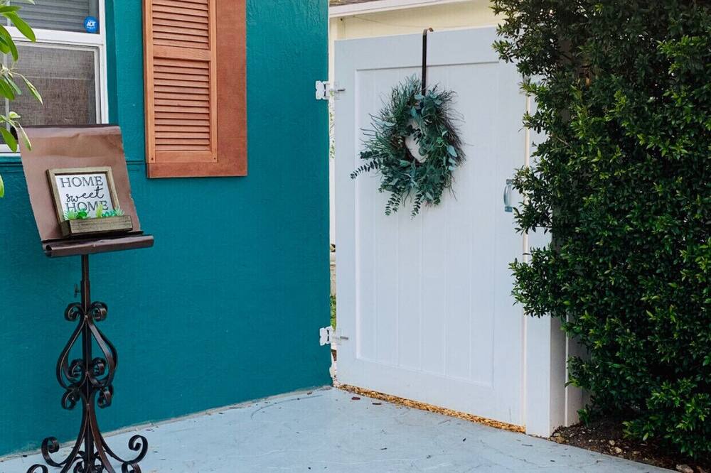 Photo of Outdoor in Hallandale Beach