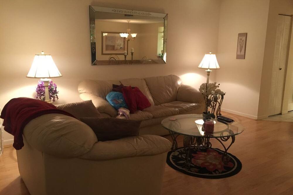 Photo of Livingroom in Century Village