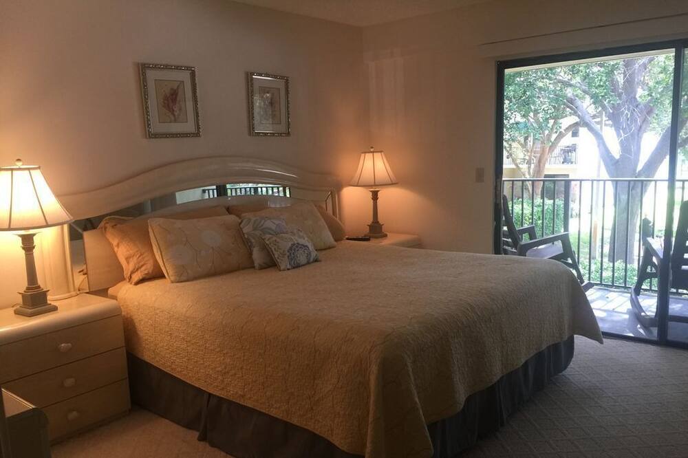 Photo of Patio Balcony in Century Village