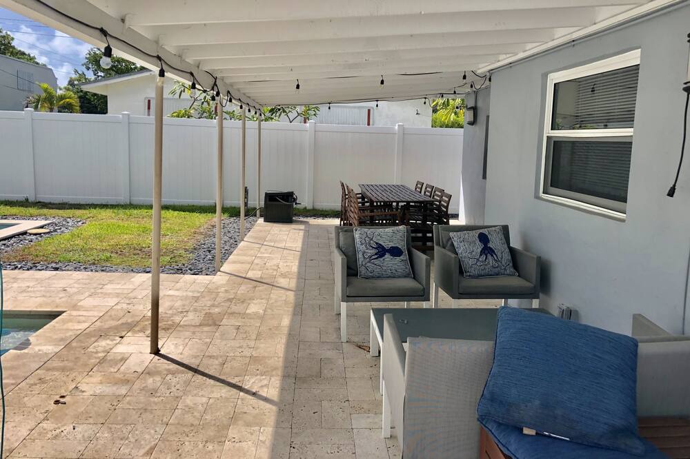 Photo of Patio Balcony in Croissant Park