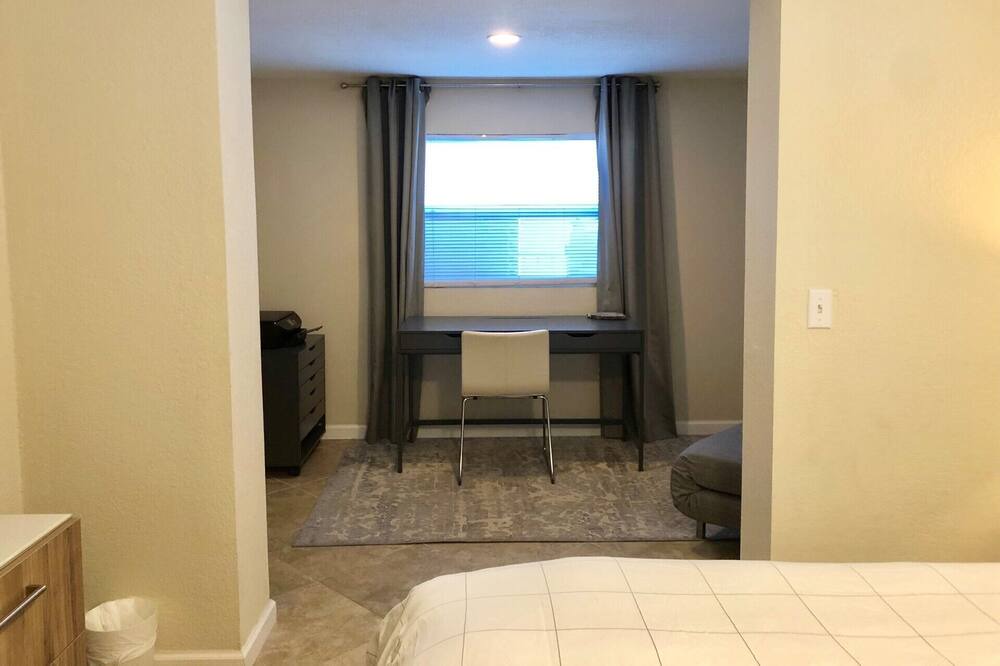 Photo of Bedroom in Croissant Park
