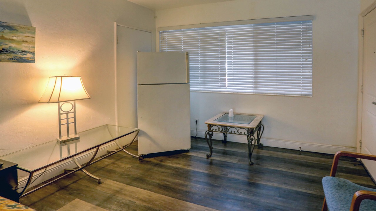 Photo of Bedroom in Hollywood Lakes