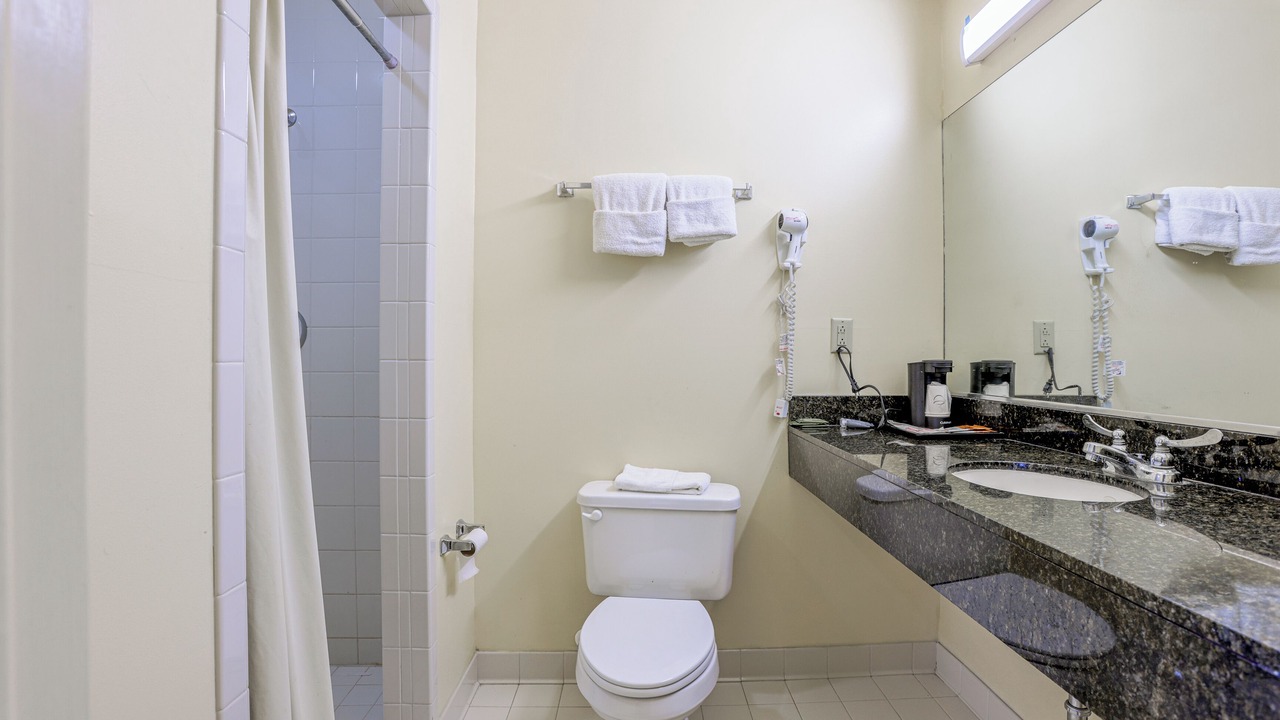 Photo of Bathroom in White Stone