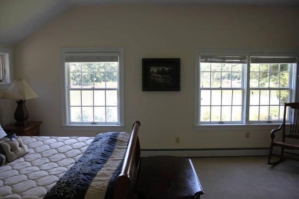 Photo of Bedroom in Easton