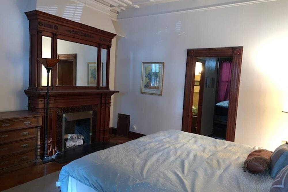Photo of Bedroom in Albany