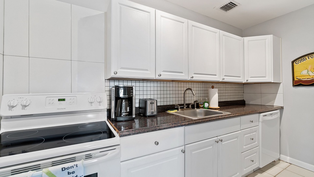 Photo of Kitchen in Middle River Terrace