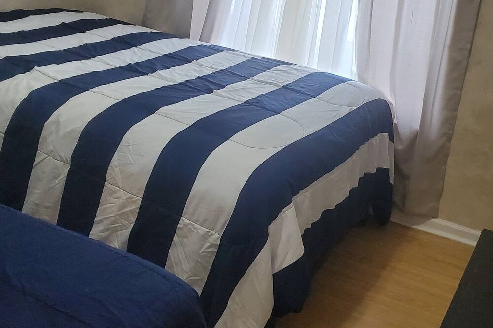 Photo of Bedroom in Pembroke Pines