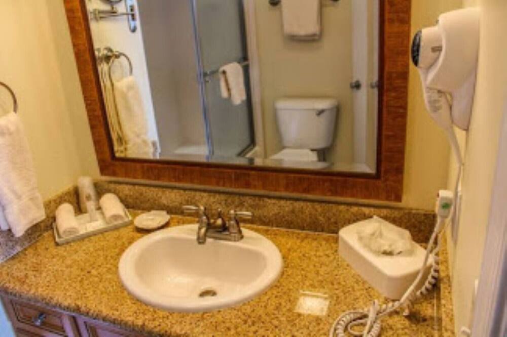 Photo of Bathroom in Barrier Island