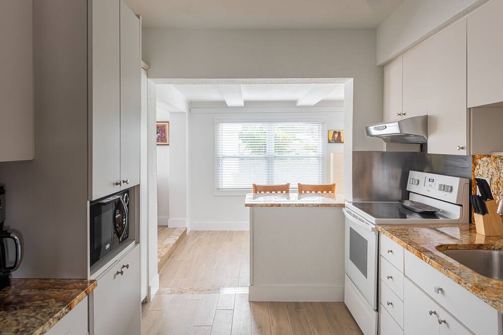 Photo of Kitchen in North Andrews Gardens