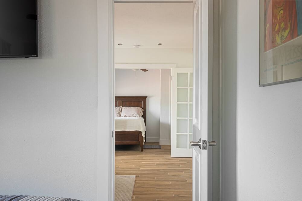 Photo of Bedroom in North Andrews Gardens