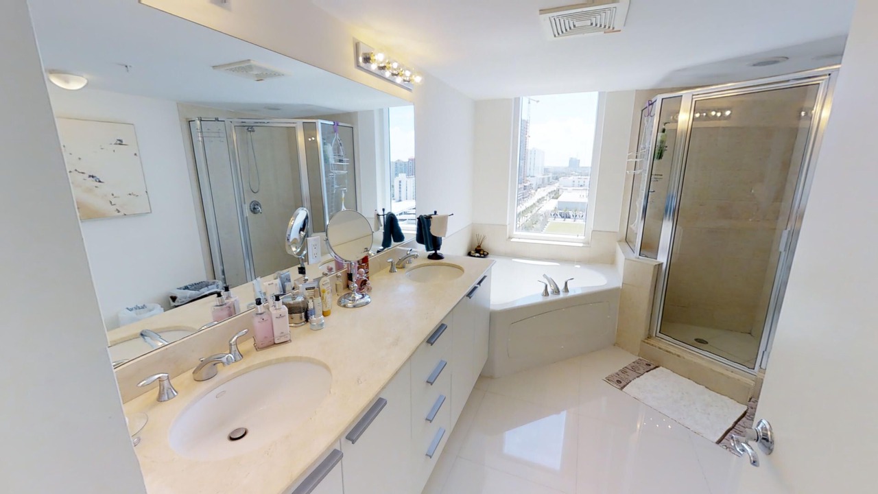 Photo of Others in Sunny Isles Beach