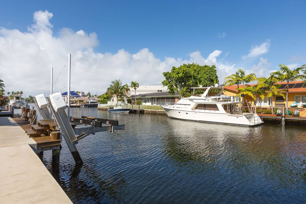 Photo of Others in Bermuda Riviera