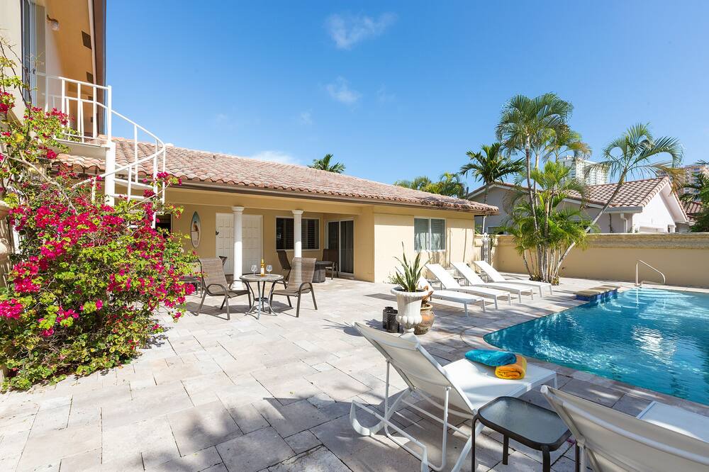 Photo of Outdoor in Bermuda Riviera
