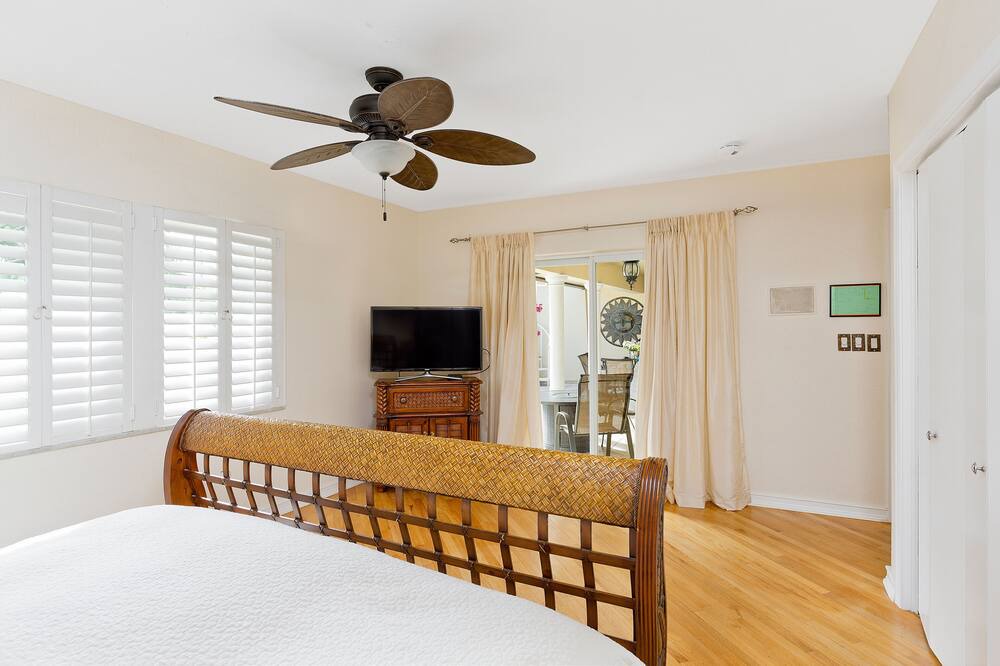 Photo of Others in Bermuda Riviera