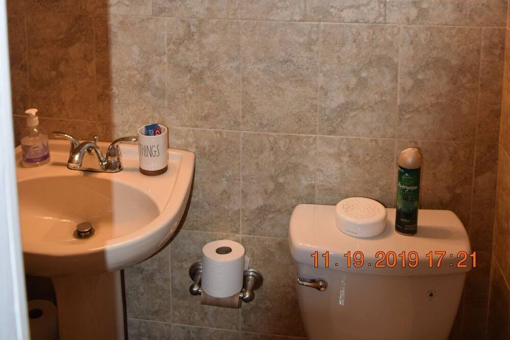 Photo of Bathroom in Deerfield Beach