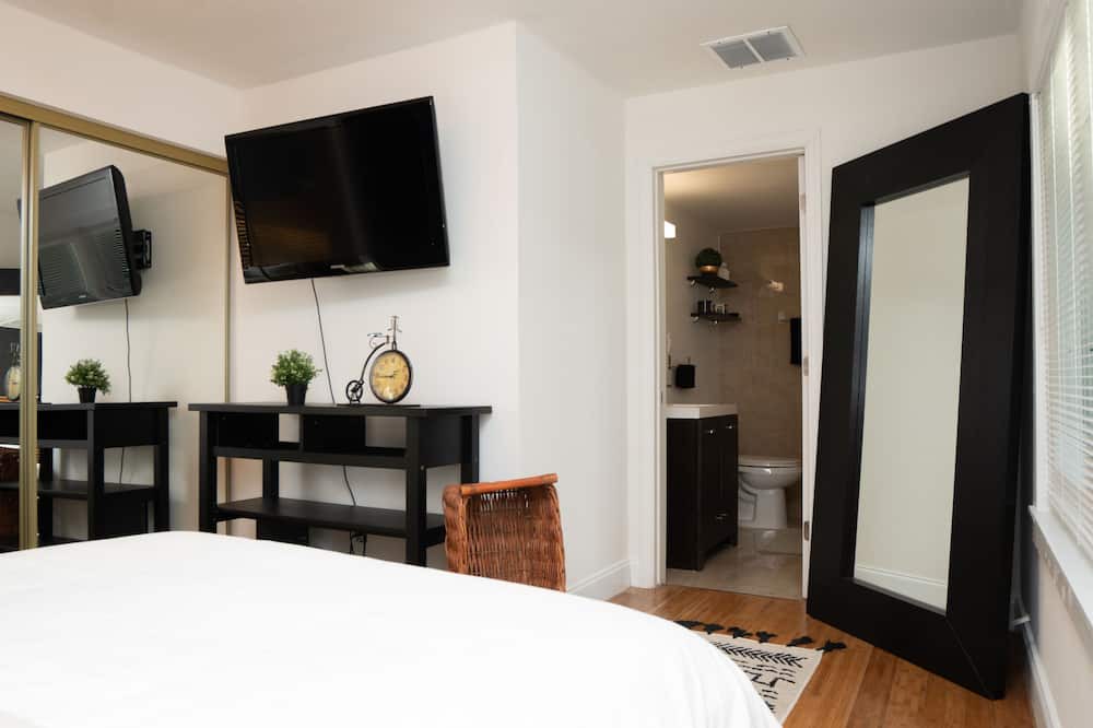Photo of Bedroom in Highland Garden