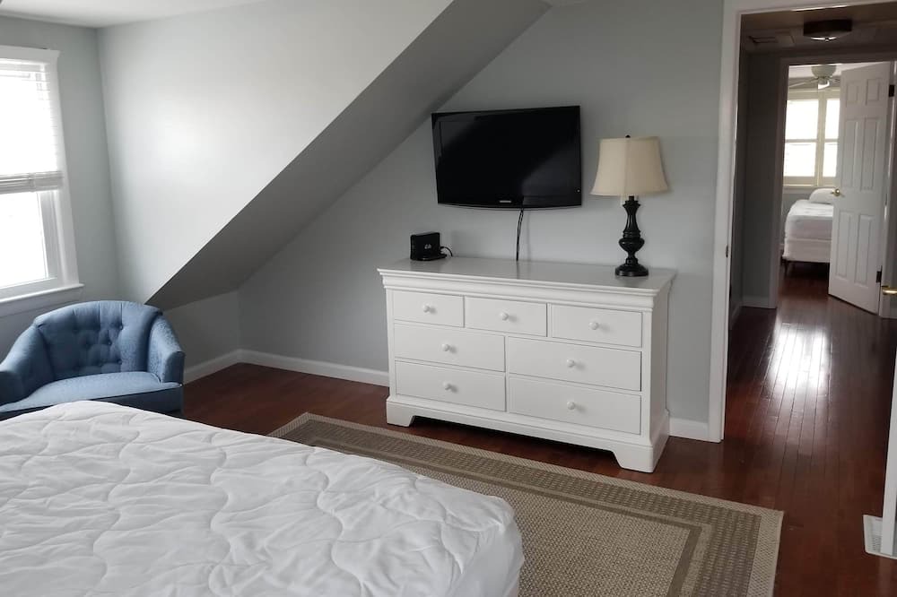 Photo of Bedroom in Point Pleasant Beach