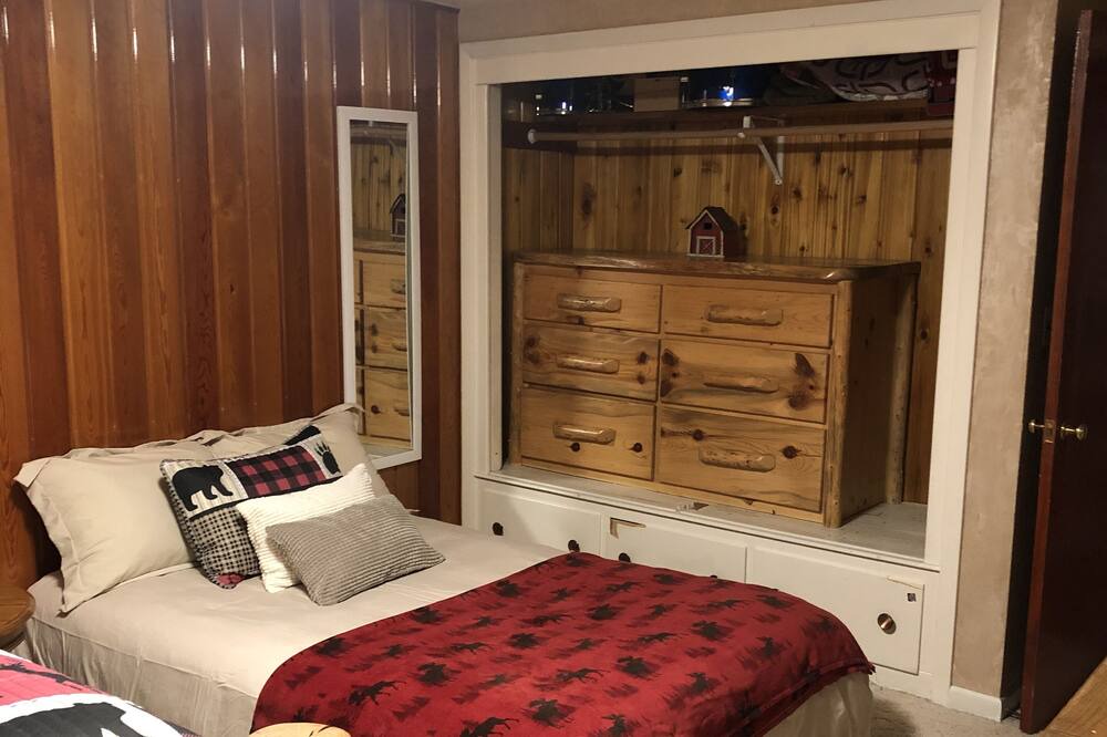 Photo of Bedroom in Polson