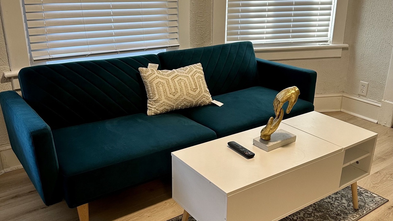 Photo of Livingroom in Albany