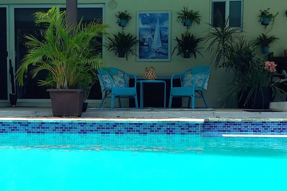 Photo of Outdoor in Palm Aire Village West