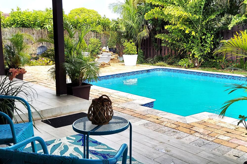 Photo of Outdoor in Palm Aire Village West
