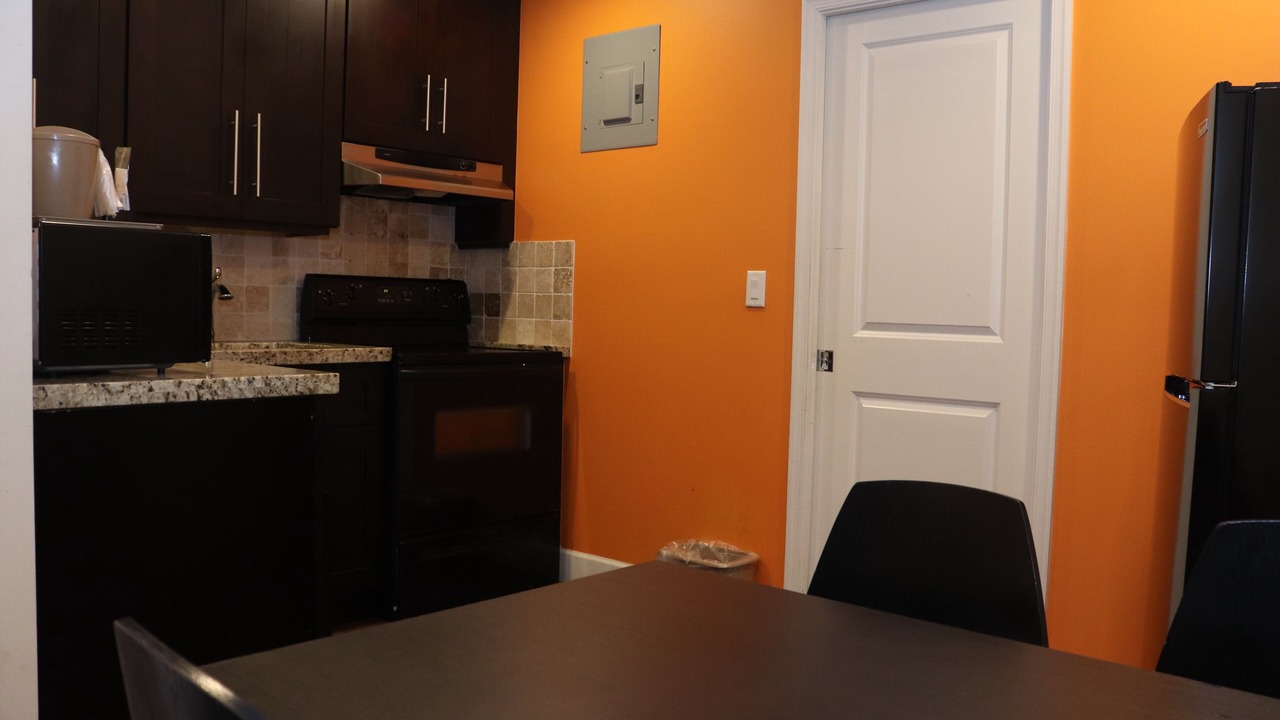 Photo of Kitchen in Hollywood Lakes