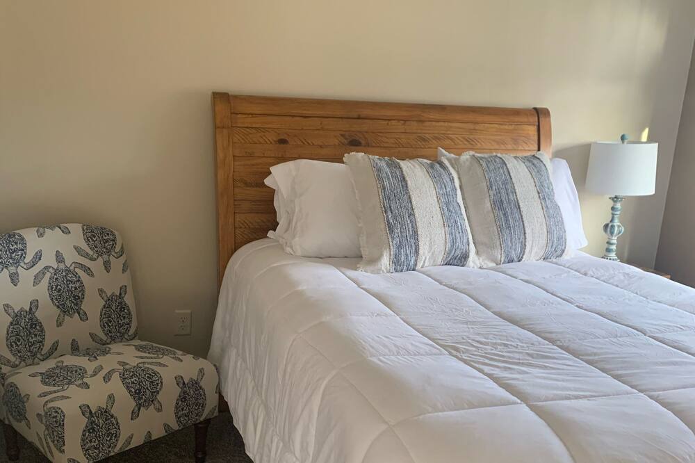Photo of Bedroom in Earlville