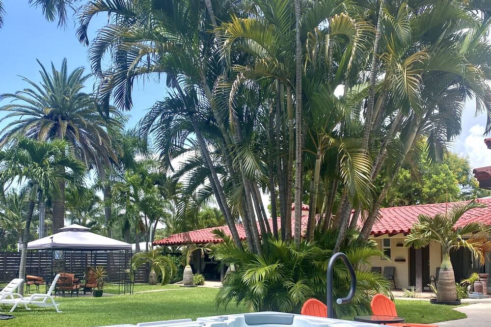 Photo of Others in Coral Ridge