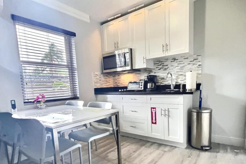 Photo of Kitchen in Coral Ridge